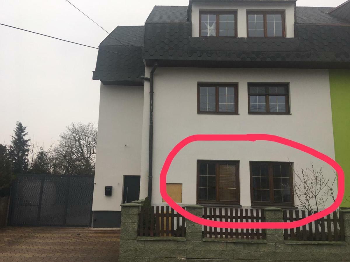 Apartment Dubnica Prejta Dubnica nad Váhom エクステリア 写真